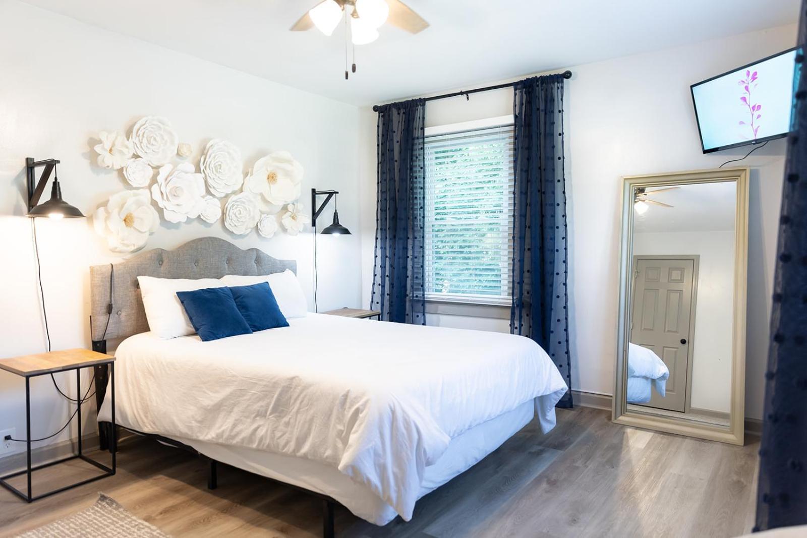Blue Bungalow W/ Free Golf Cart 1/2 Mi From Square Covington Exterior foto